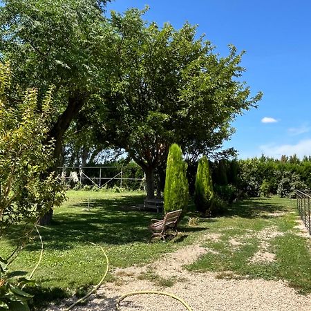 Apartmán La Provence Avec Piscine Privative En Campagne Pernes-les-Fontaines Exteriér fotografie