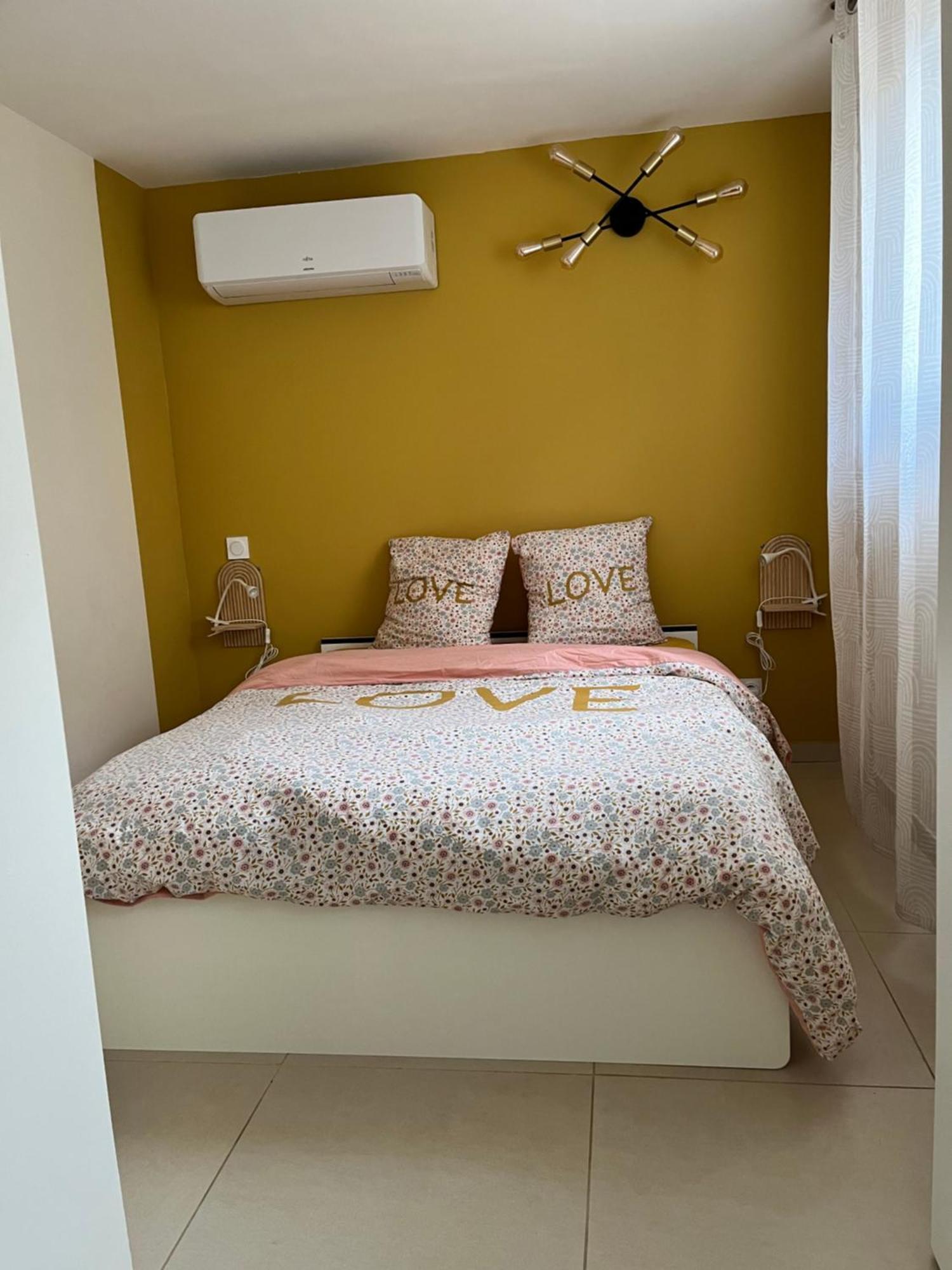 Apartmán La Provence Avec Piscine Privative En Campagne Pernes-les-Fontaines Exteriér fotografie